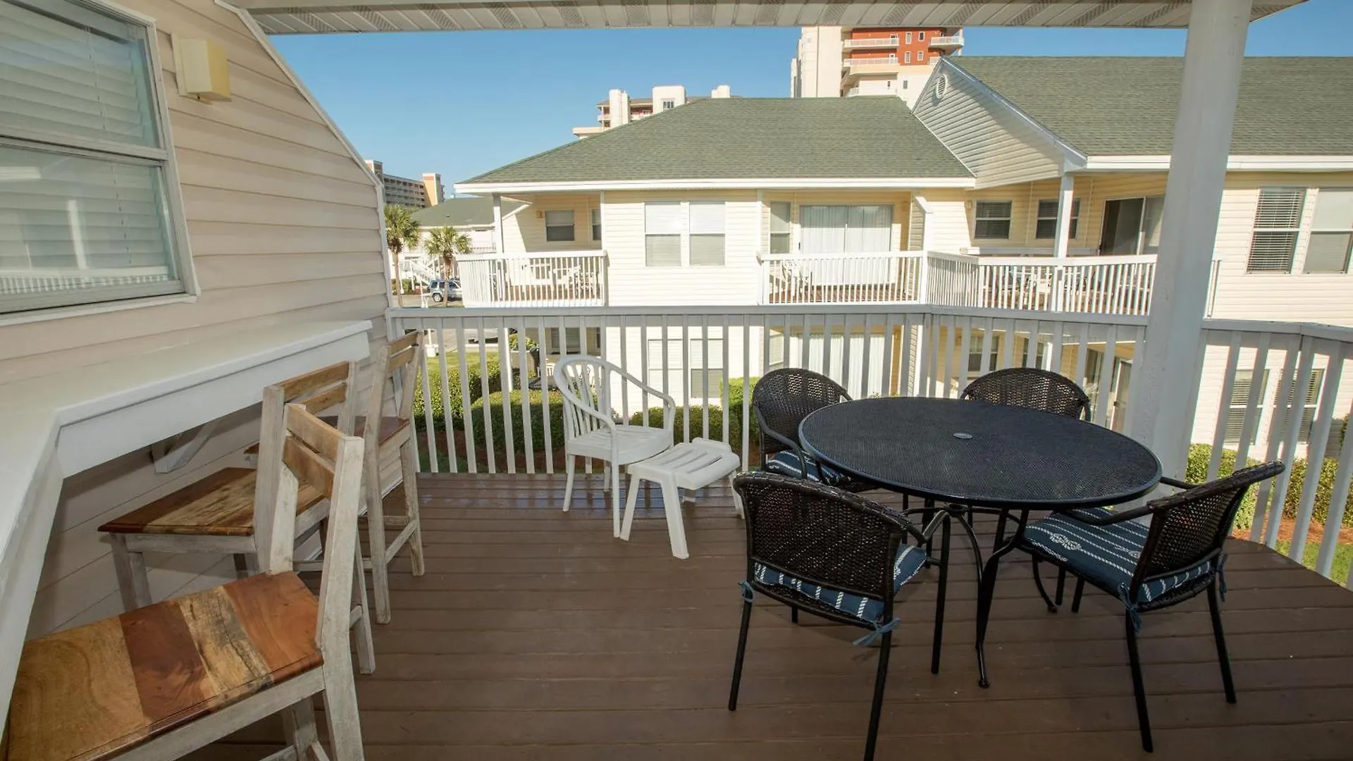 Sandpiper Cove 9230- By Holiday Isle Properties Destin Apartment