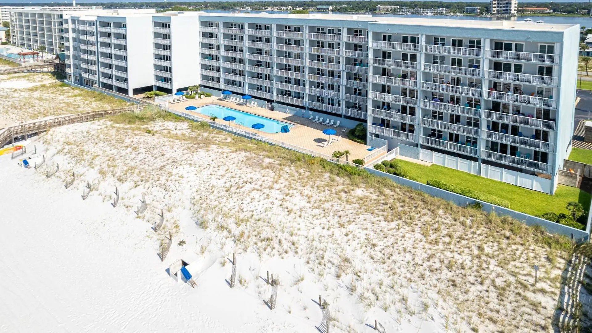 Sandpiper Cove 9230- By Holiday Isle Properties Destin Apartment